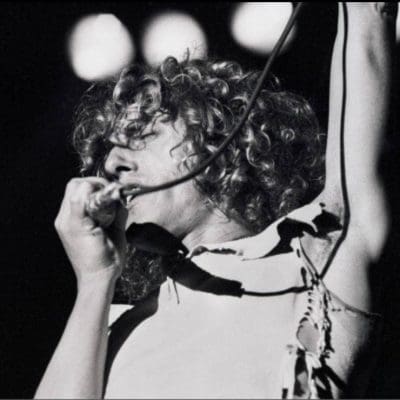 1975-10-27-24