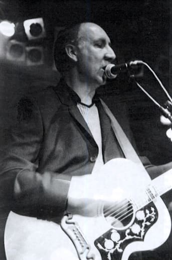 Pete Townshend performing on February 2, 1997